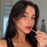 Popsicle lips: como conseguir o efeito de lábios manchados e brilhantes