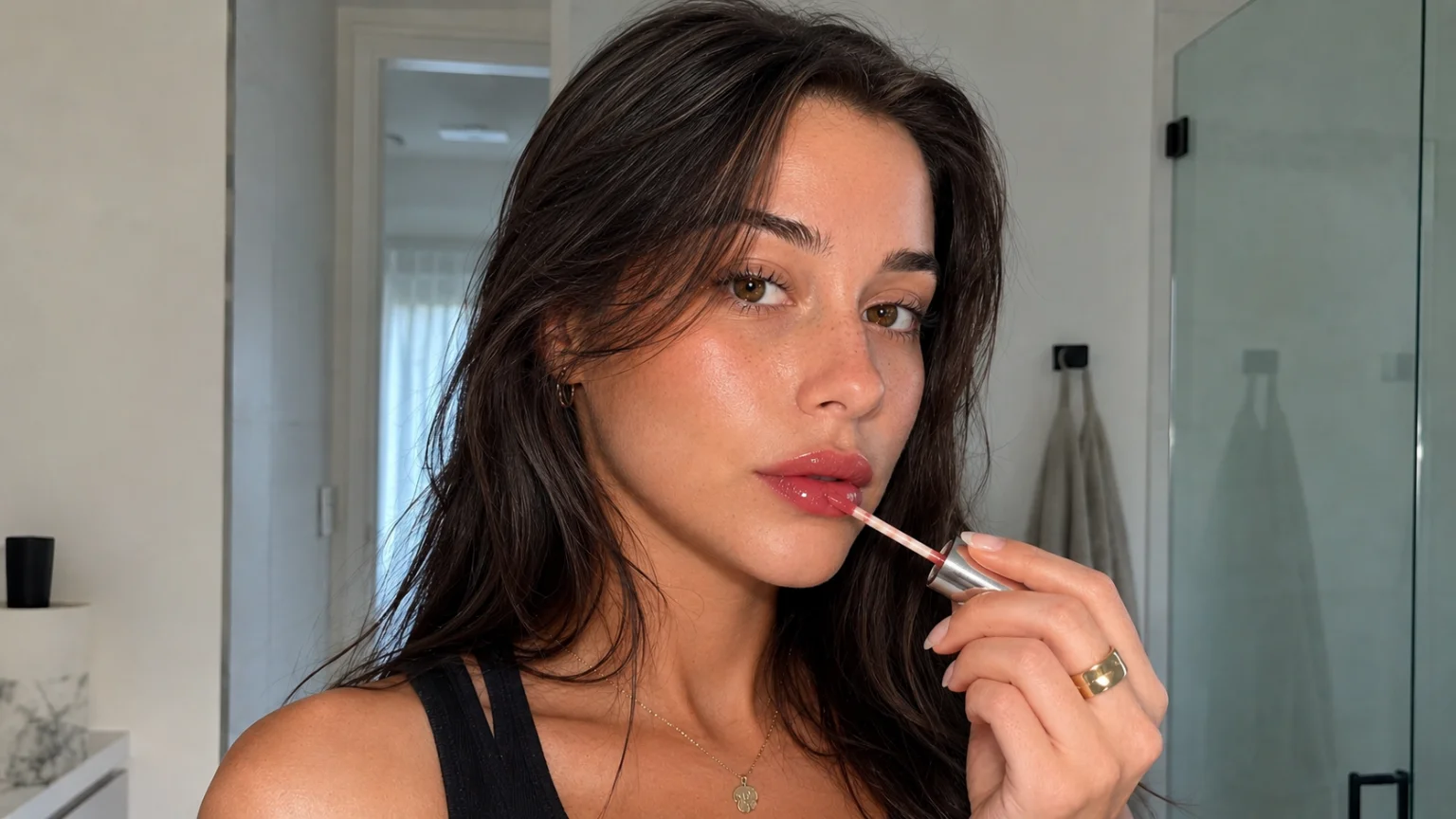 Popsicle lips: como conseguir o efeito de lábios manchados e brilhantes